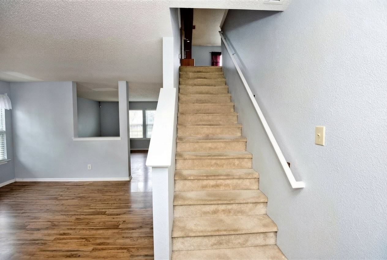 14242 Weeping Cherry Dr - Photo 3 of 17