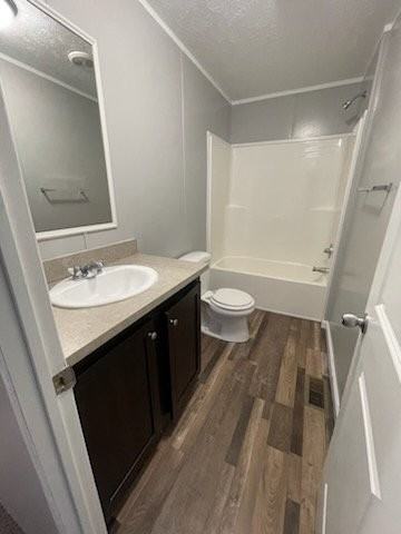 1236 N Oaklane Rd #150 - Photo 4 of 12