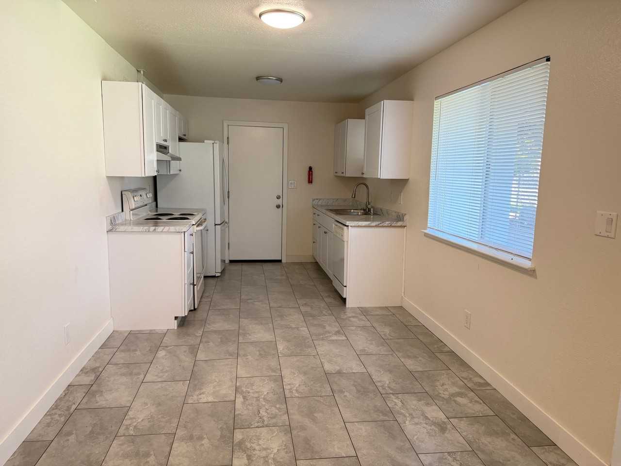 2991 Belden St - Photo 2 of 7