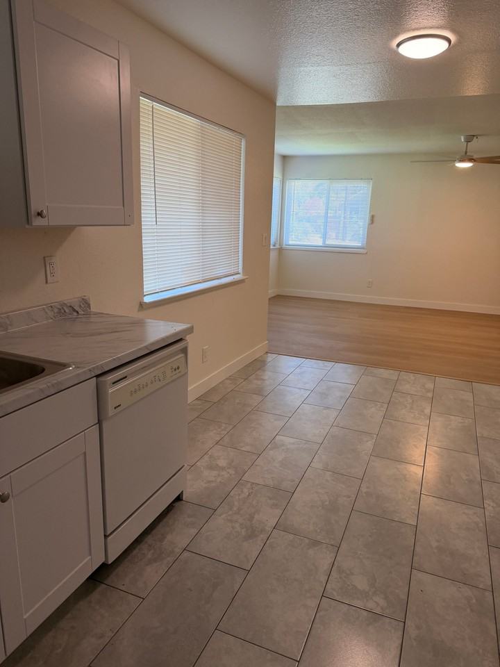 2991 Belden St - Photo 3 of 7
