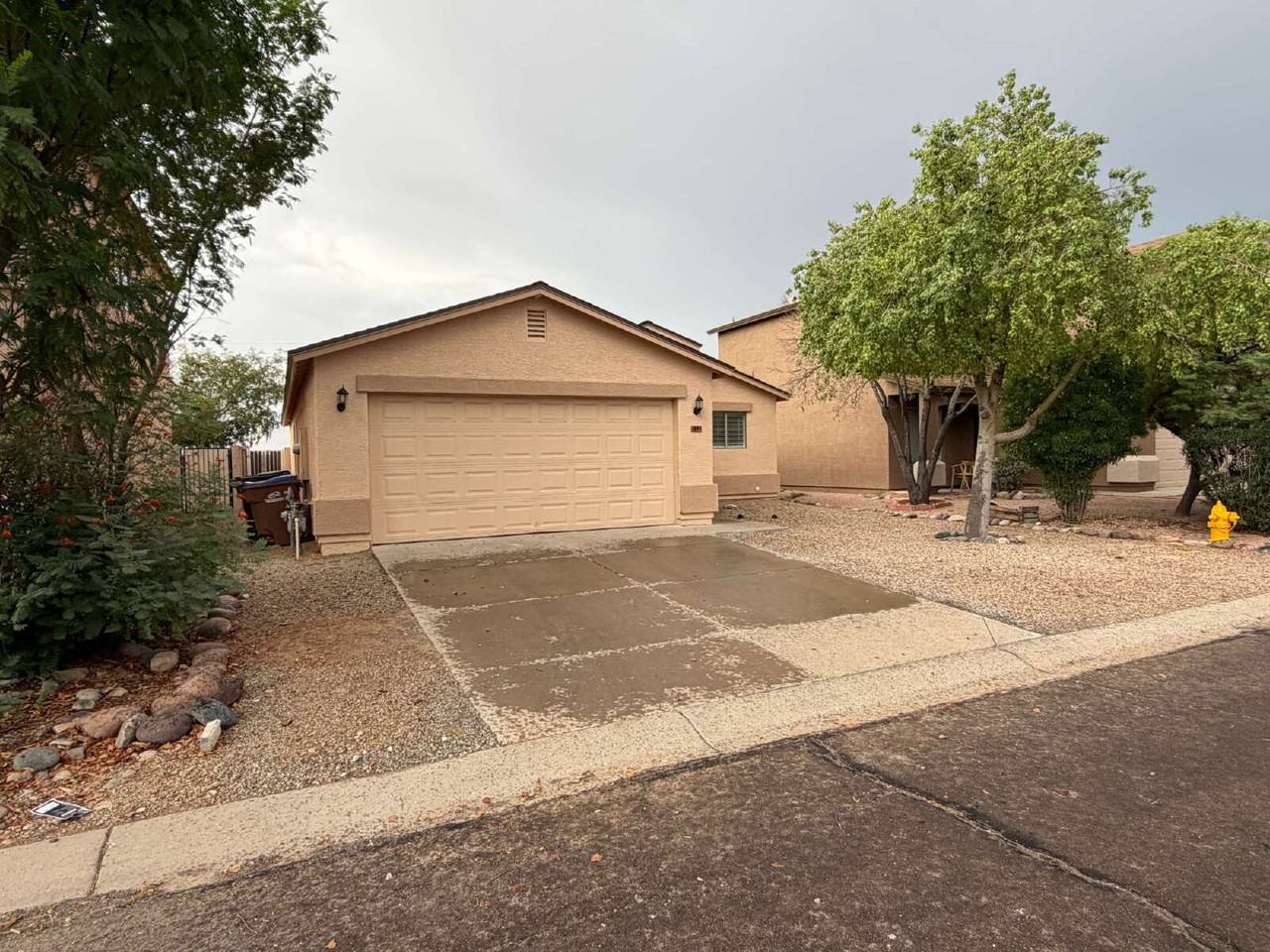 1097 E Omega Dr