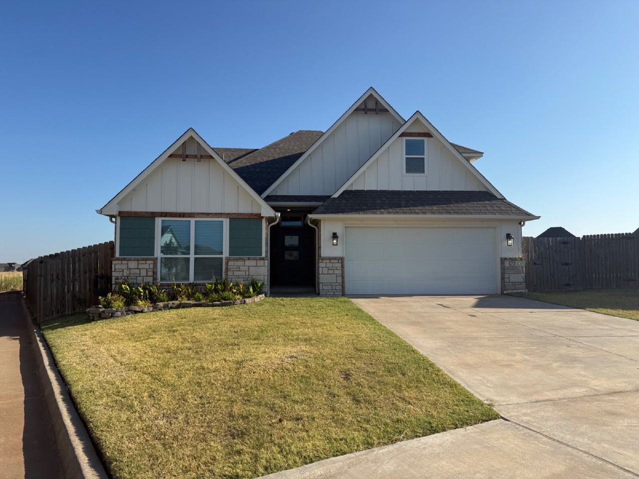 18312 Autumn Grove Ct - Photo 2 of 40