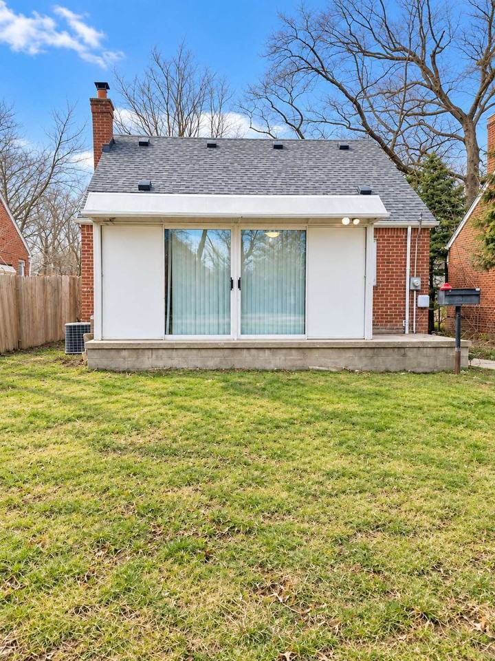 17712 Lenore - Photo 3 of 34