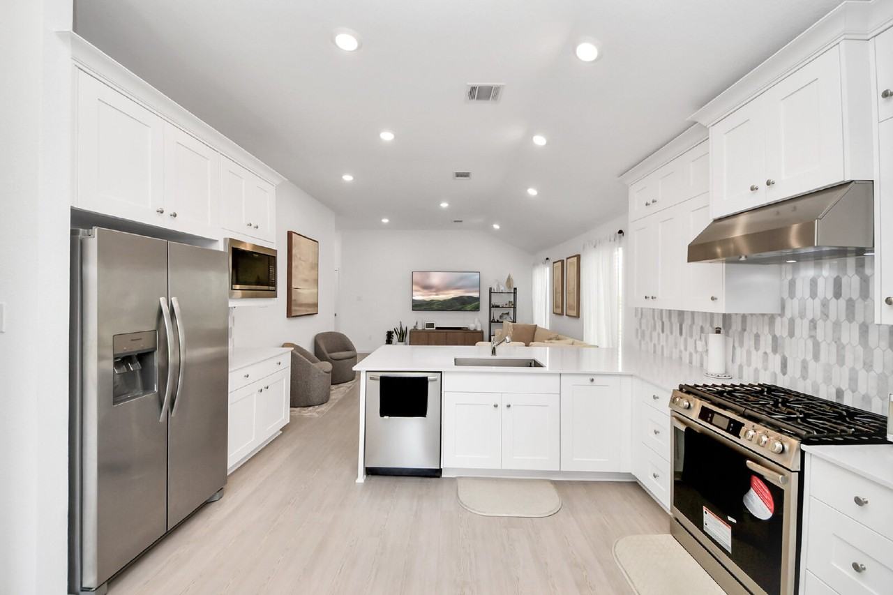 2418 Phantom Quartz Dr - Photo 3 of 27