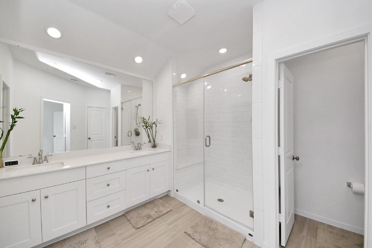 2418 Phantom Quartz Dr - Photo 5 of 27