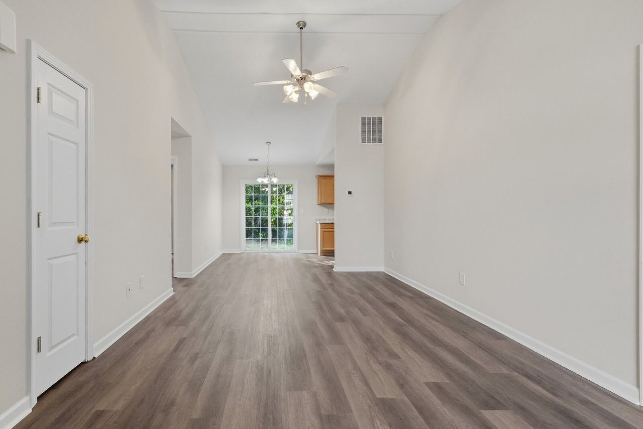 209 Ansley Walk Ln - Photo 3 of 21