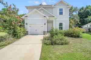 featured image of 30 Sandywoods Ct