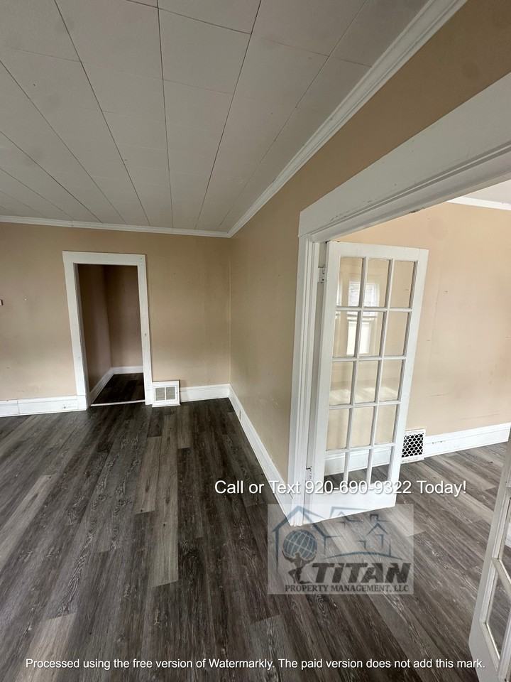 50 W 7th, Oshkosh - Photo 4 of 6