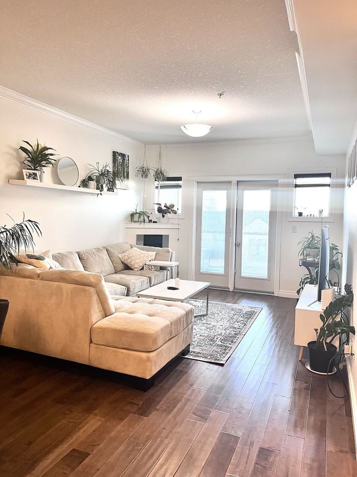 10121 80 Ave Nw - Photo 7 of 13