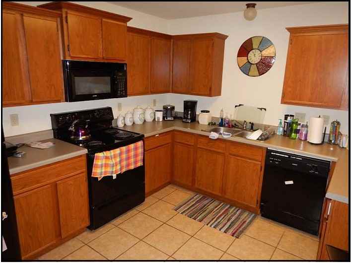 307 Tremont Circle - Photo 4 of 8