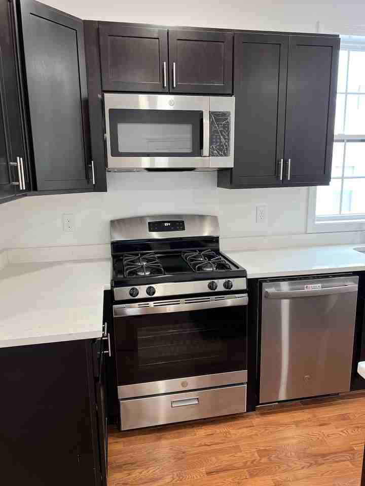220 Carleton St #NA - Photo 6 of 14