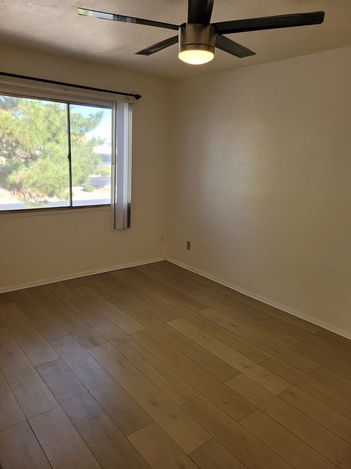 5434 W Sheena Dr #5416 - Photo 5 of 13