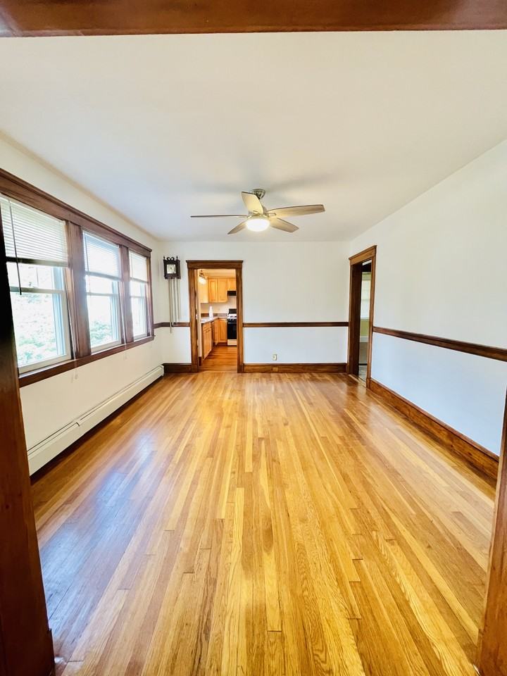 51 Glenmont Rd #NA - Photo 4 of 10