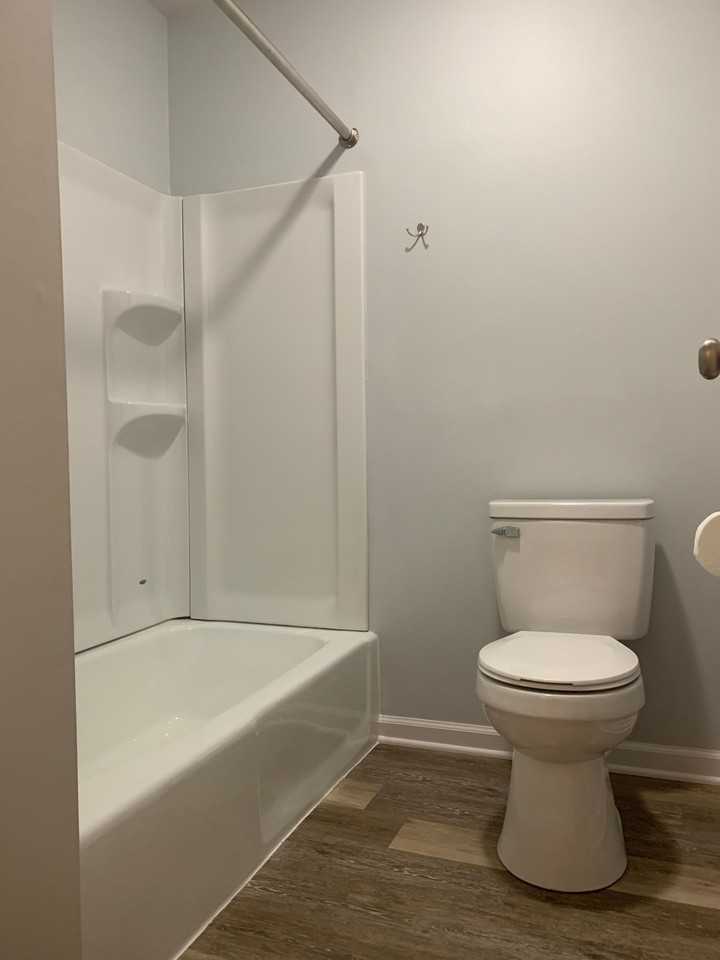 1505 N Plum St #5 - Photo 2 of 9