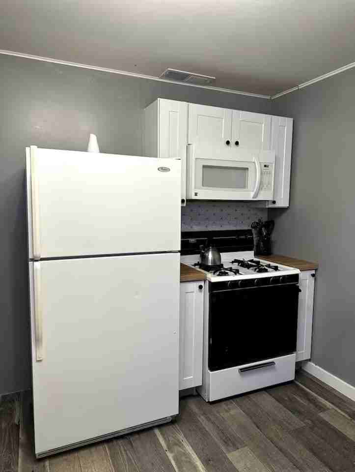 512 Sw 12th St #NA - Photo 4 of 11