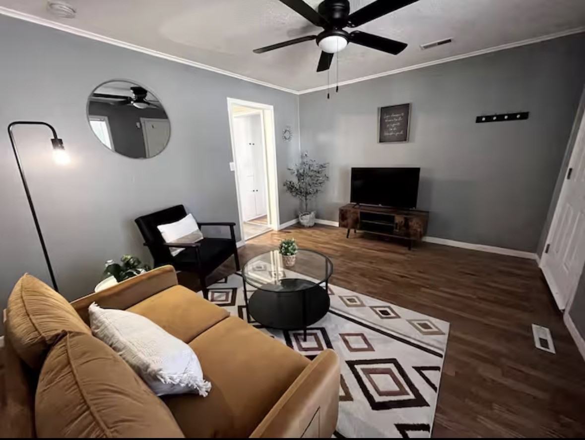 512 Sw 12th St #NA - Photo 5 of 11