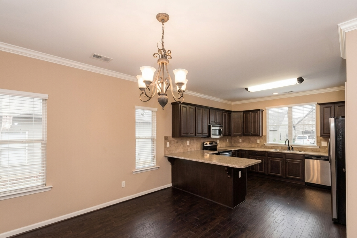 3076 Rosewalk Dr #NA - Photo 2 of 15
