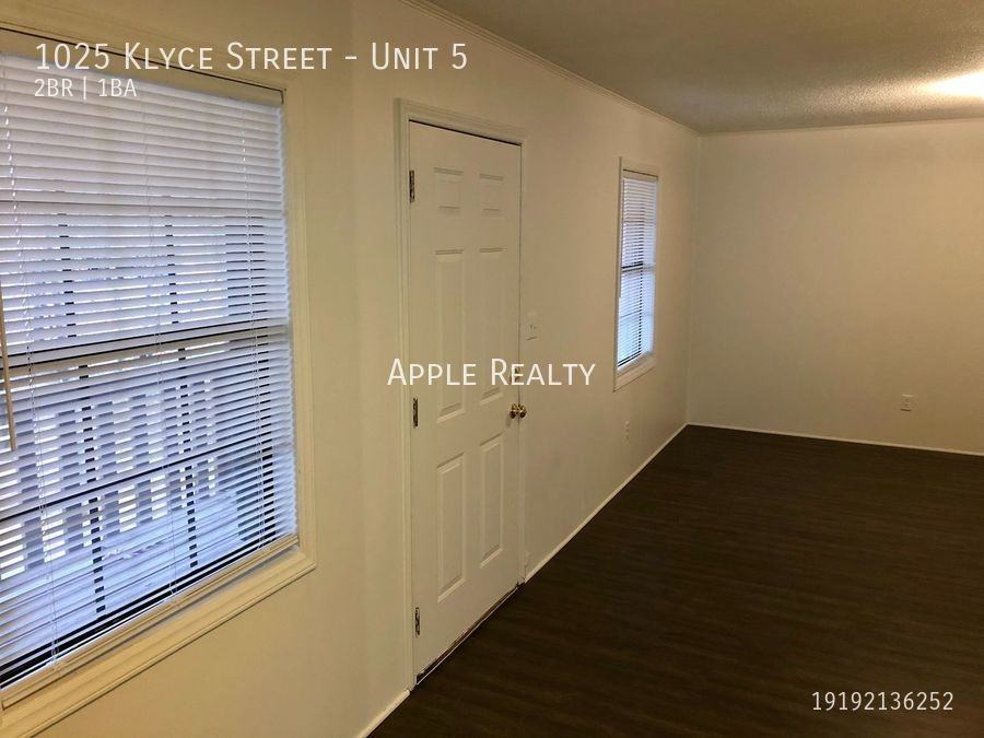 1025 Klyce St #5 - Photo 4 of 10
