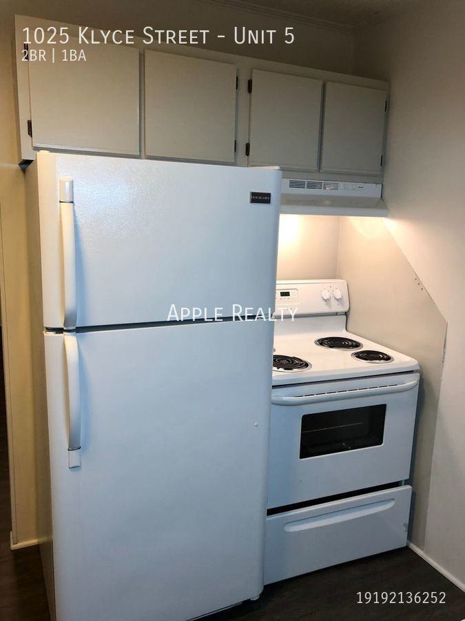 1025 Klyce St #5 - Photo 5 of 10