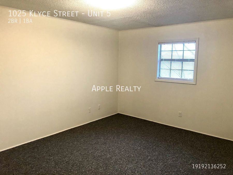 1025 Klyce St #5 - Photo 7 of 10