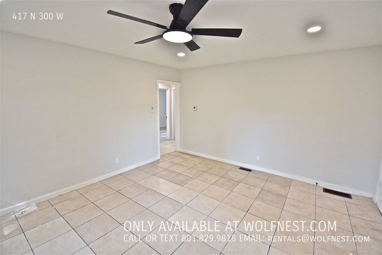 417 N 300 W - Photo 3 of 37