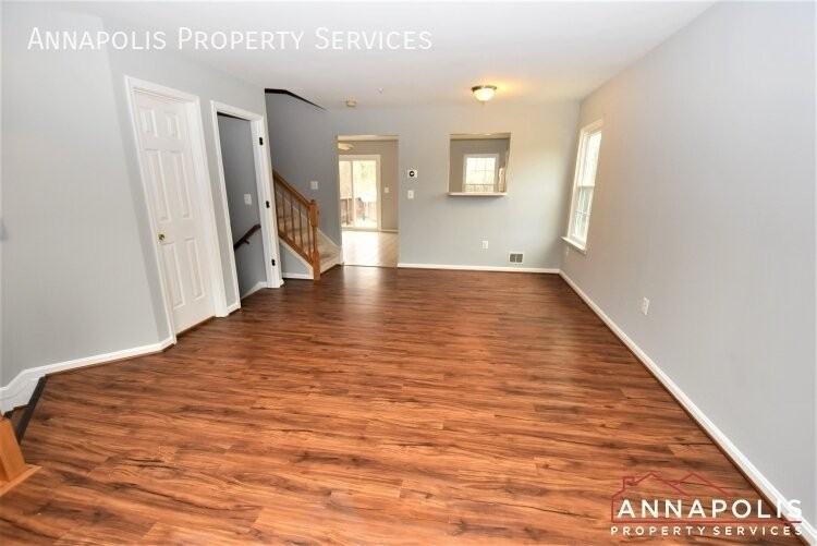 562 Francis Nicholson Way - Photo 6 of 33