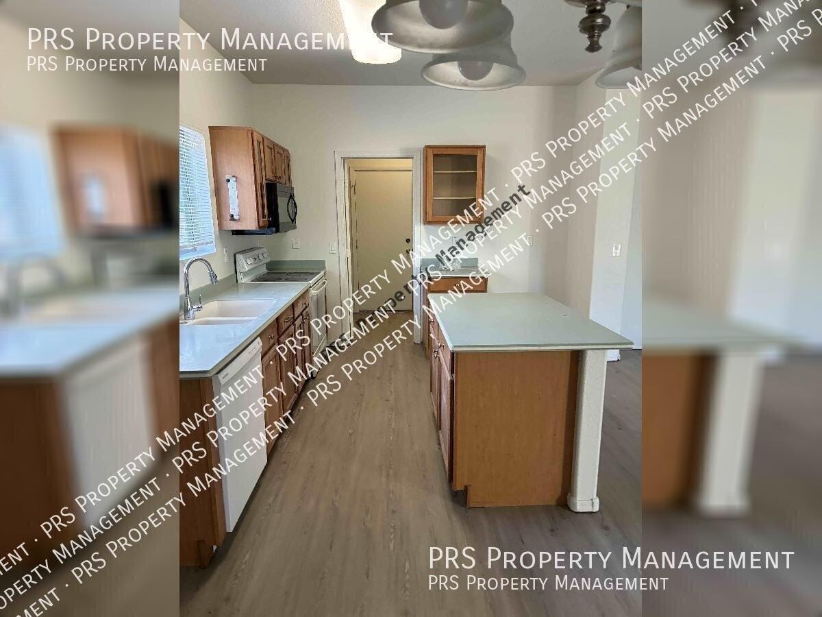 2430 E County Down Dr - Photo 3 of 16