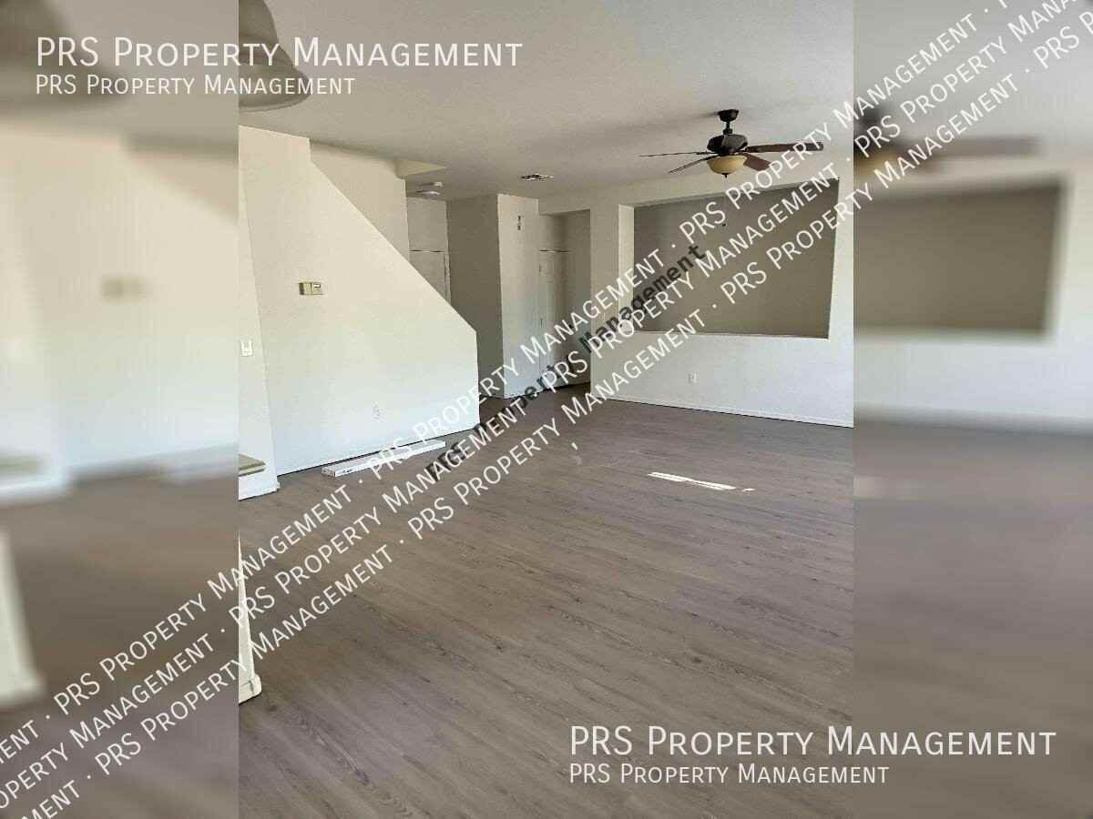 2430 E County Down Dr - Photo 4 of 16
