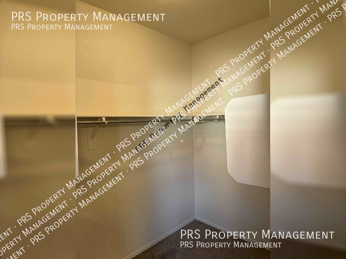2430 E County Down Dr - Photo 7 of 16