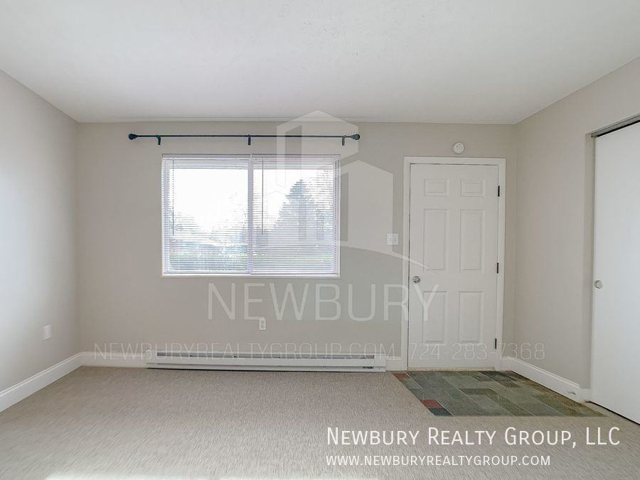50 Sunbury Est - Photo 4 of 25