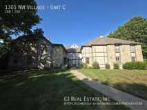 1305 Nw Village Dr #C - Photo 1 of 1