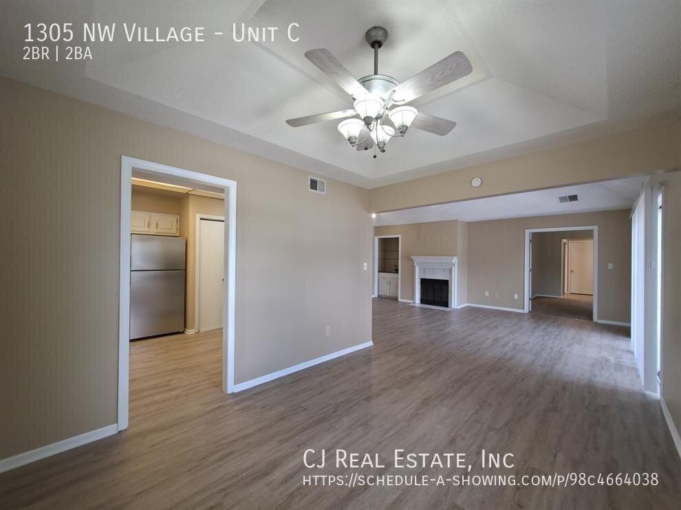 1305 Nw Village Dr #C - Photo 4 of 11