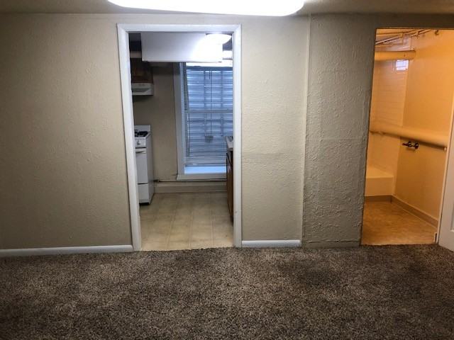1205 N Washington St #B2 - Photo 3 of 8