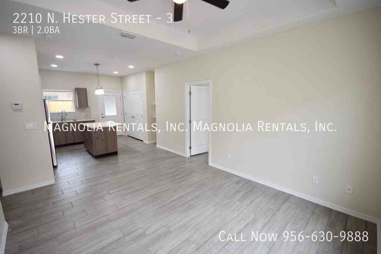 2210 N Hester St #3 - Photo 2 of 14
