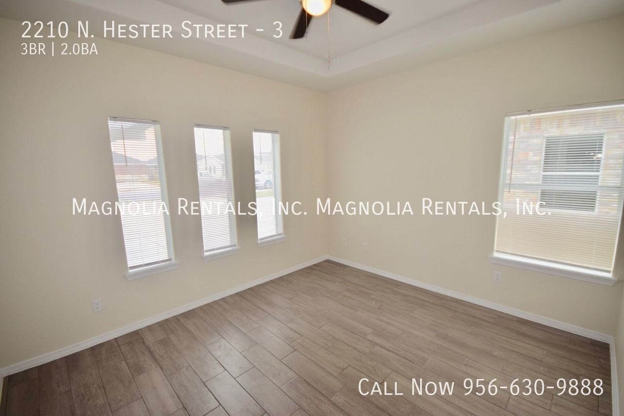 2210 N Hester St #3 - Photo 7 of 14