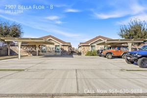 featured image of 2907 Bella Flor #B
