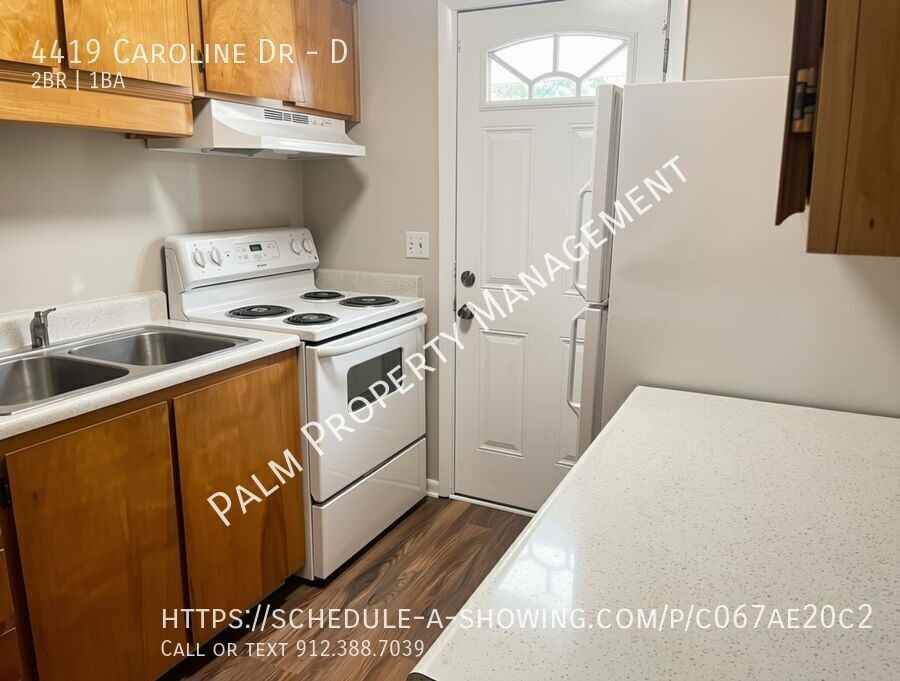 4419 Caroline Dr #D - Photo 4 of 15