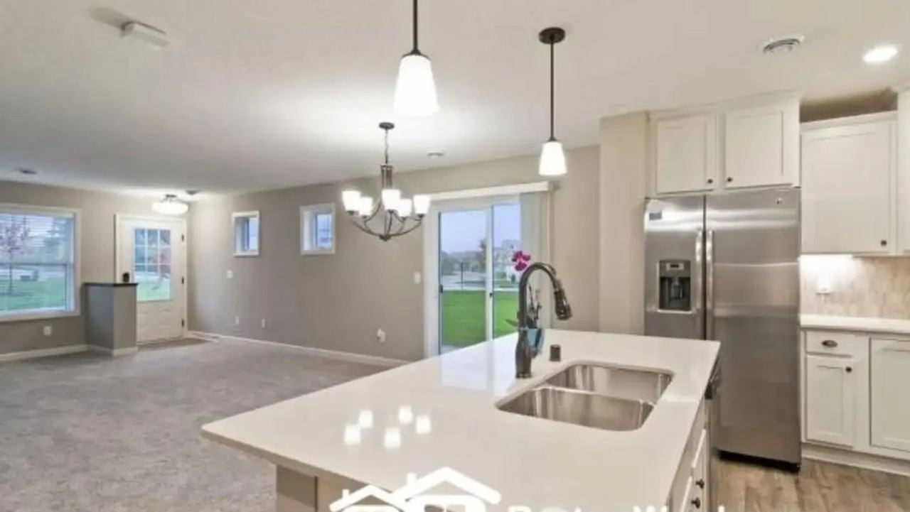 9887 5th Street Ln N - Photo 3 of 13