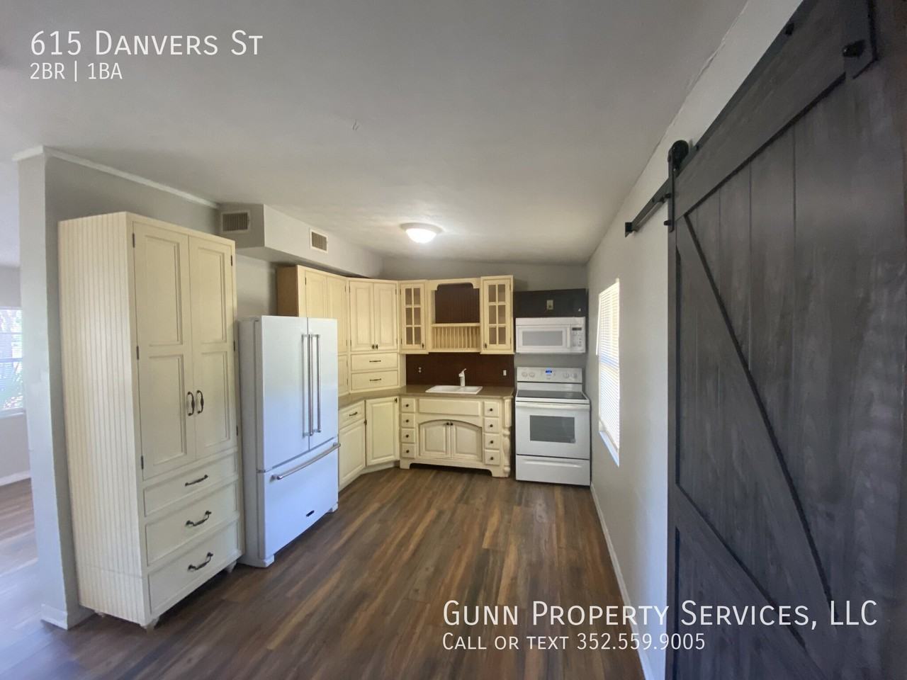 615 Danvers St - Photo 4 of 15