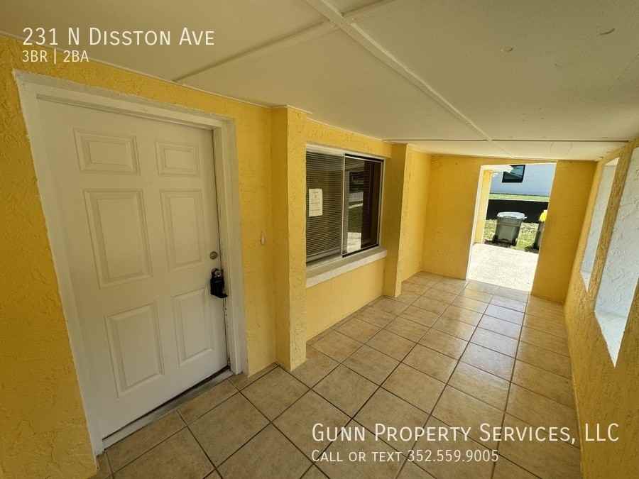 231 N Disston Ave - Photo 2 of 12