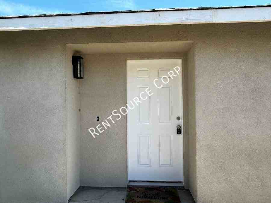 504 W Avenue J4 #508A - Photo 2 of 13