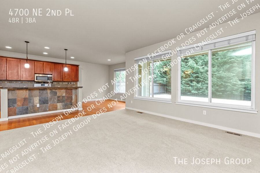 4700 Ne 2nd Pl - Photo 3 of 42