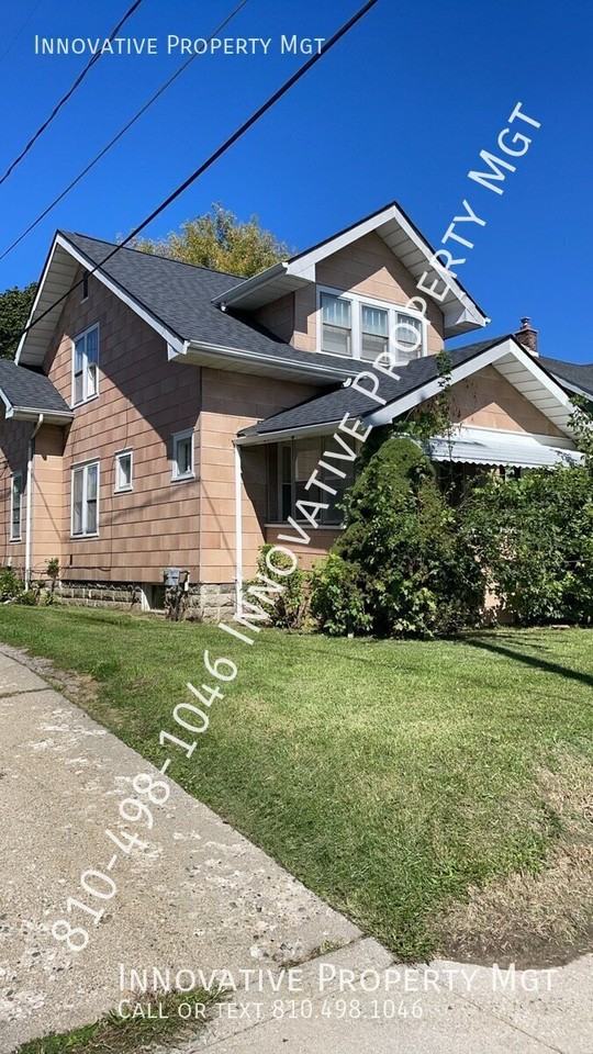 1908 University Ave - Photo 2 of 50