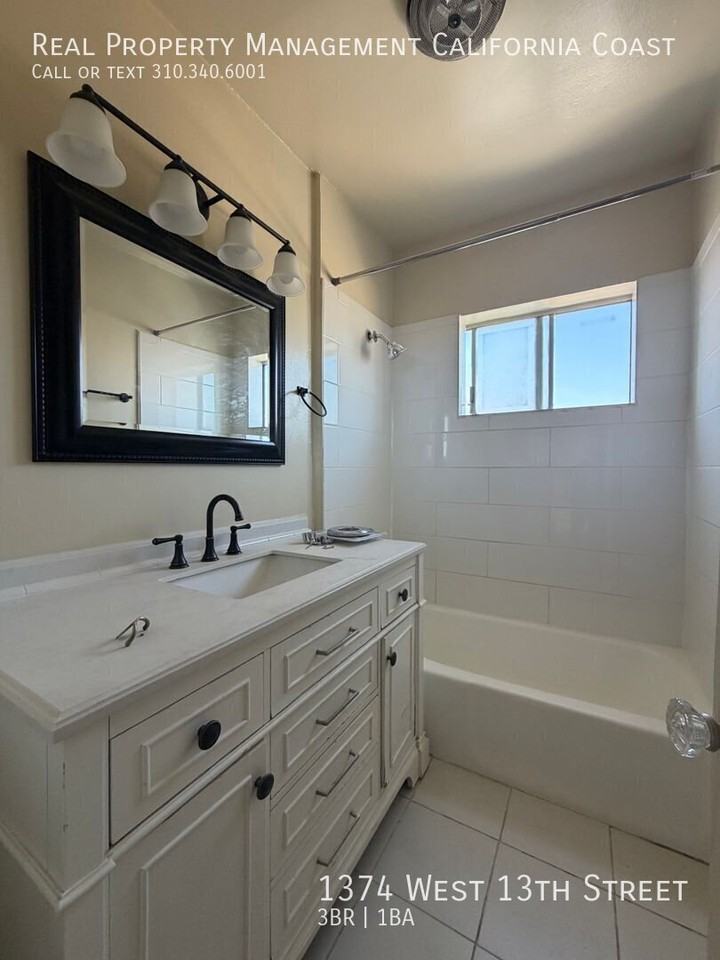1374 W 13th St - Photo 4 of 13