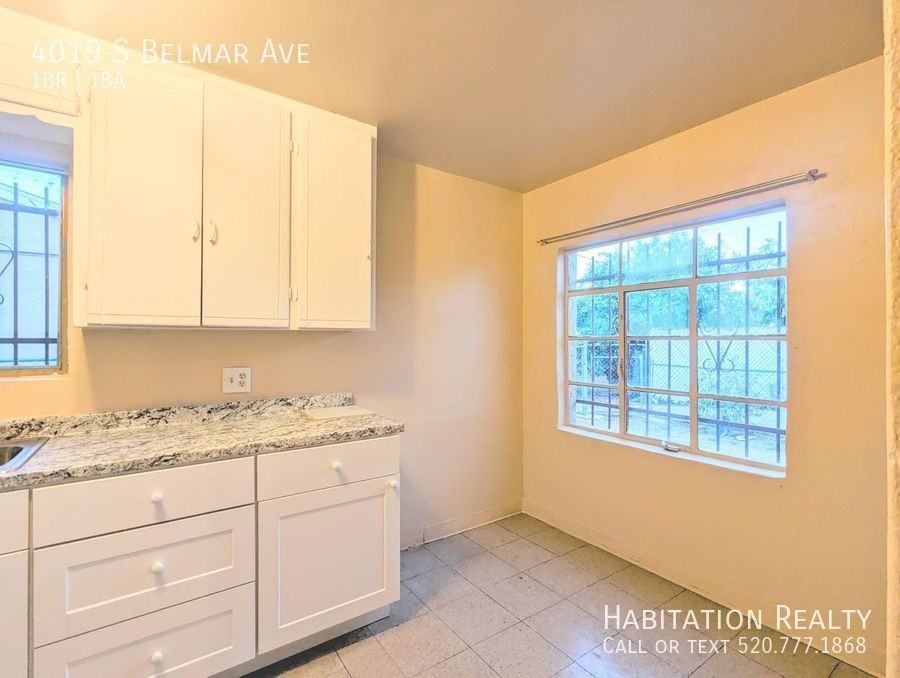 4019 S Belmar Ave - Photo 5 of 12