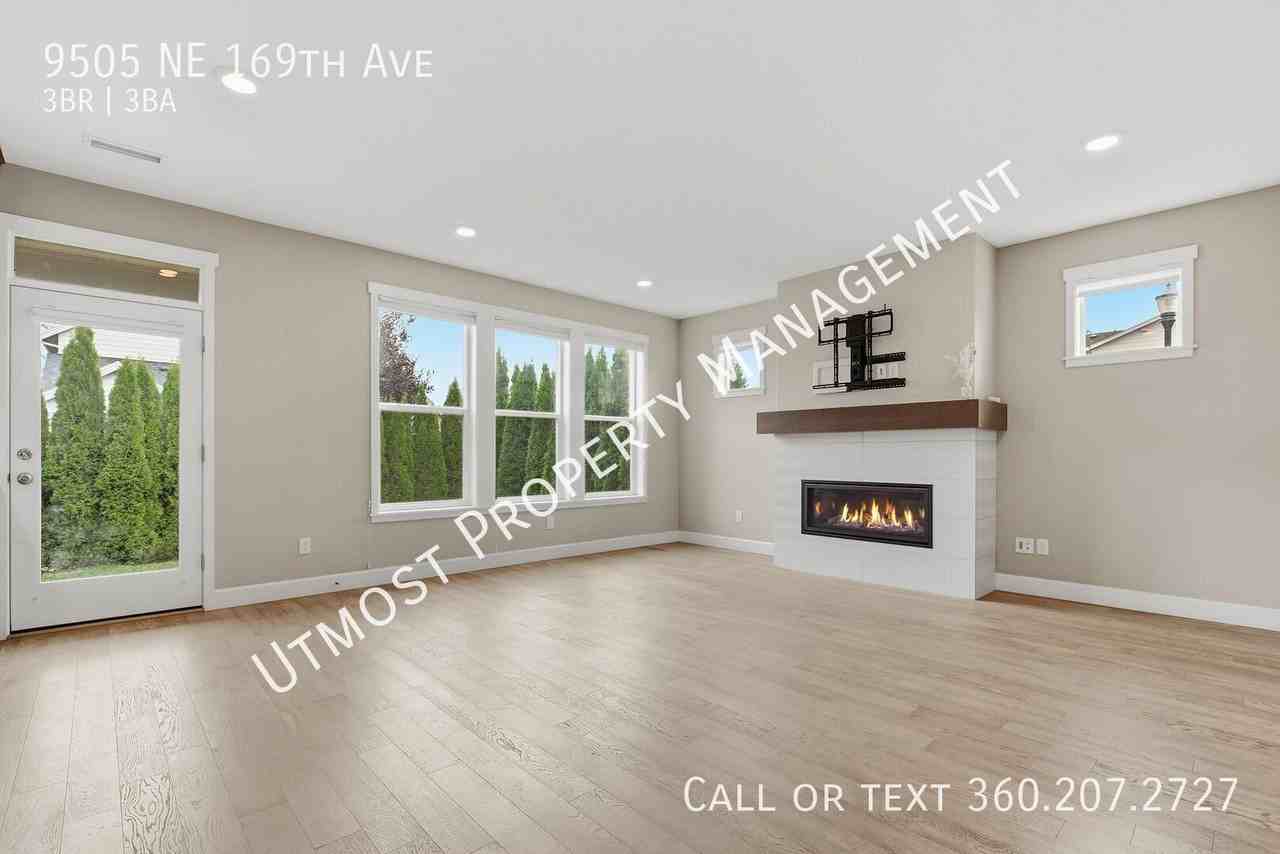 9505 Ne 169th Ave - Photo 4 of 11