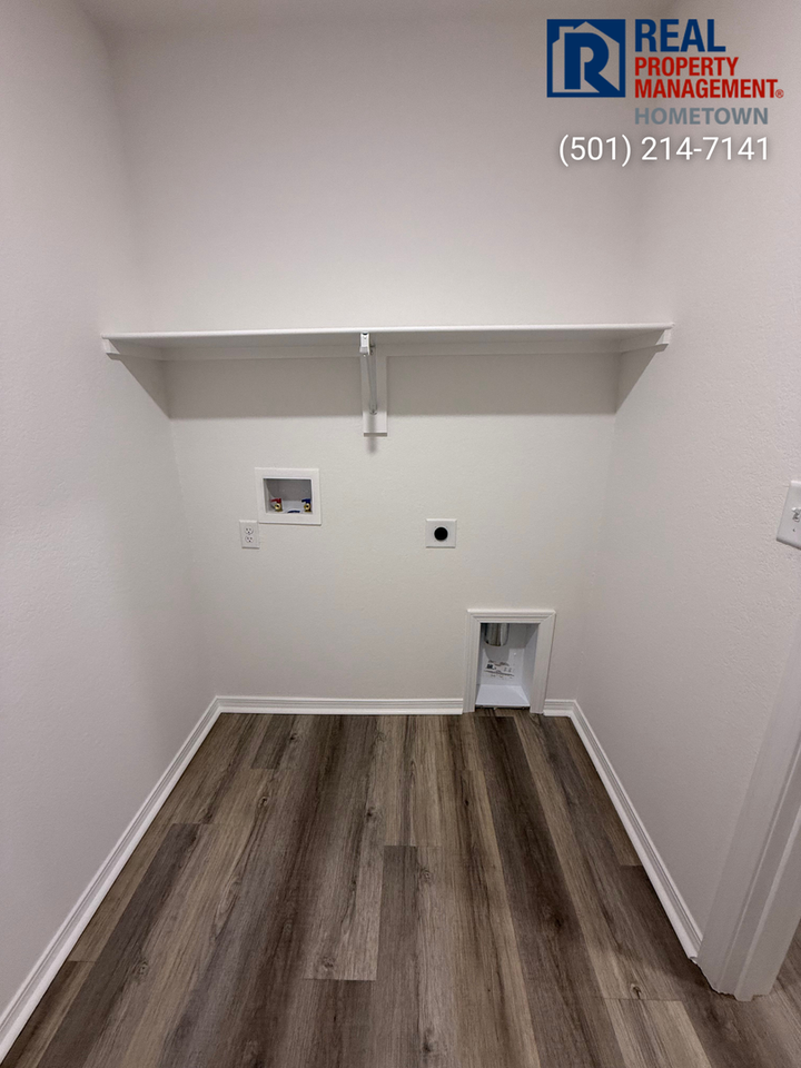 1281 Meadows Dr - Photo 5 of 20