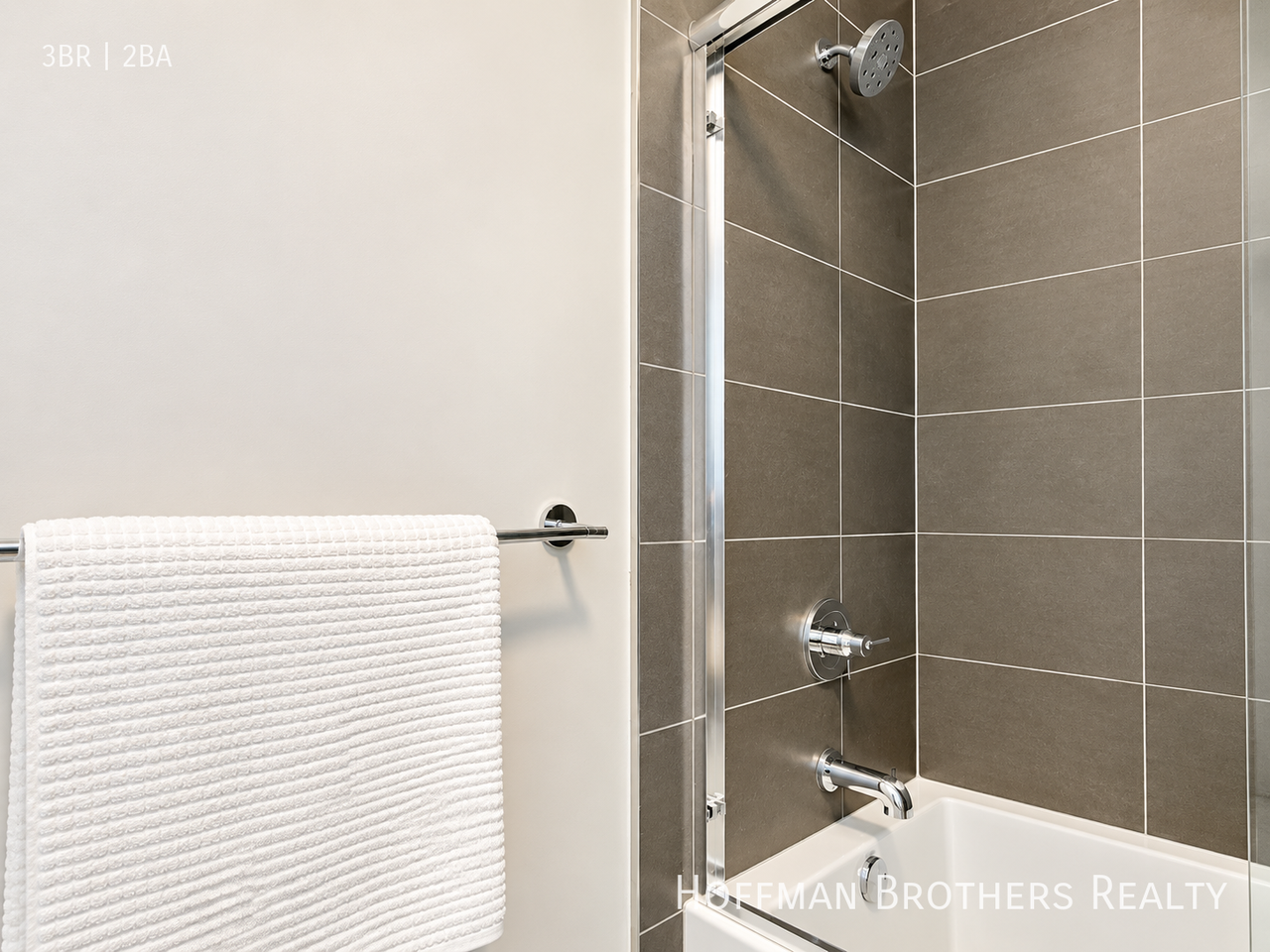 1532 Brockton Ave #406 - Photo 7 of 17