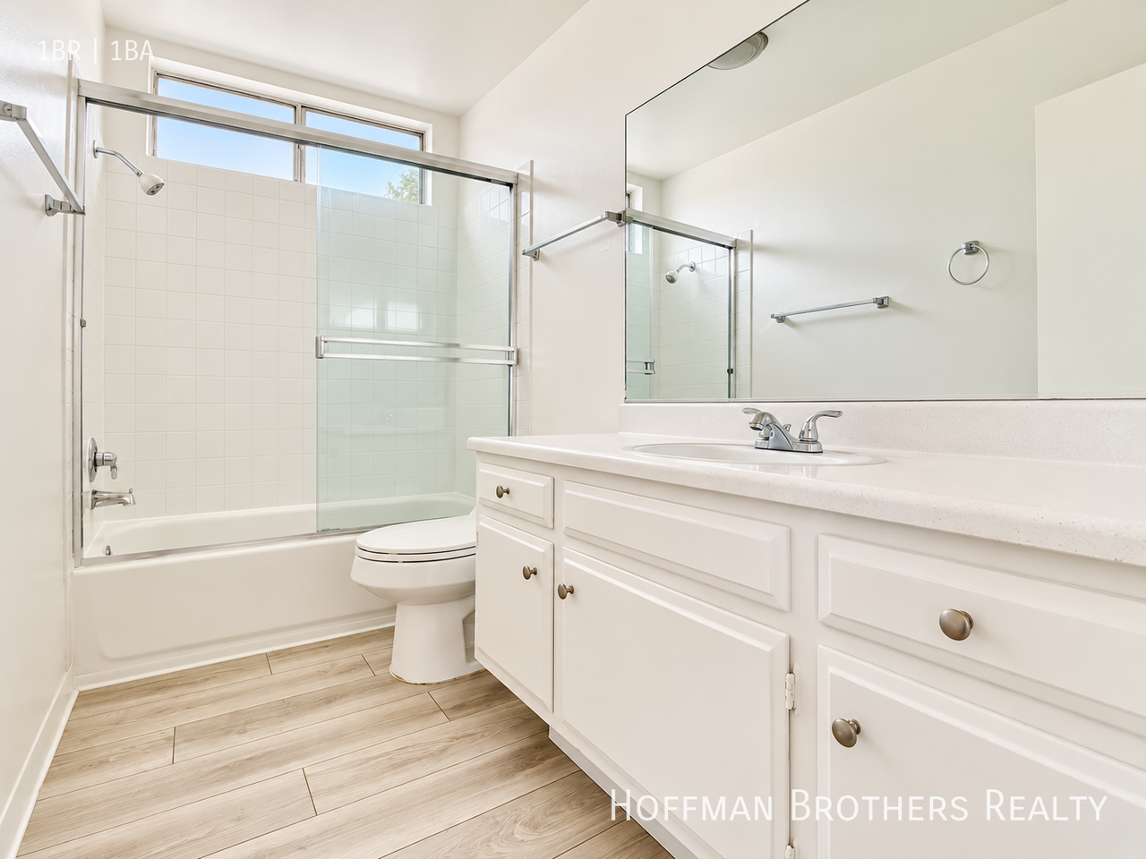 3339 S Canfield Ave #211 - Photo 6 of 9