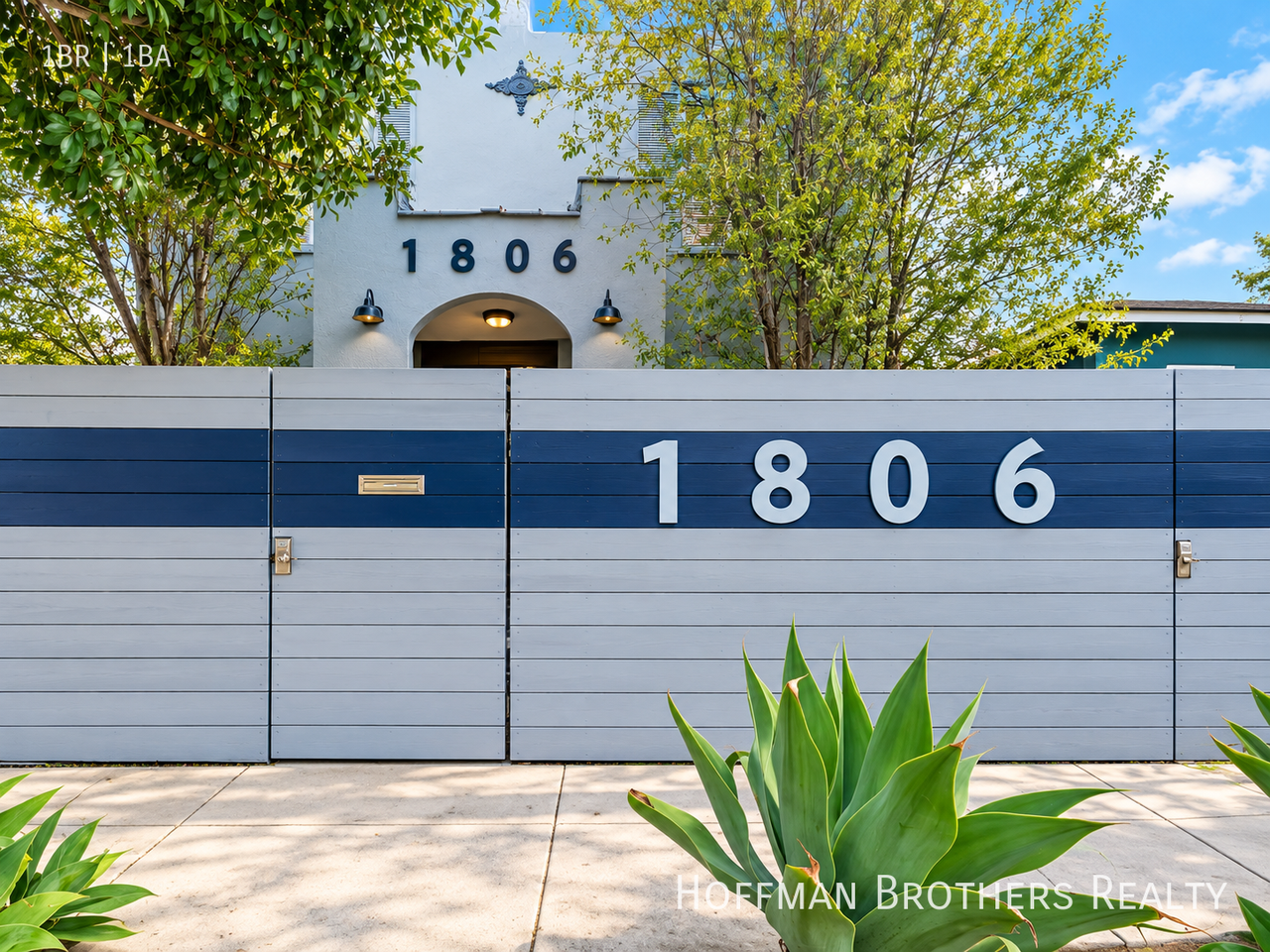 1806 Washington Way #C - Photo 3 of 21